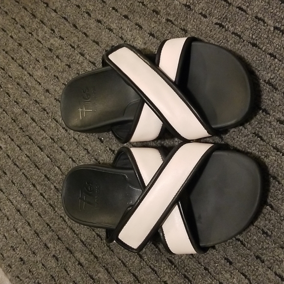 FIGS Figomatic Flex SANDALS, SIZE 38, 7.5 US - Picture 1 of 8